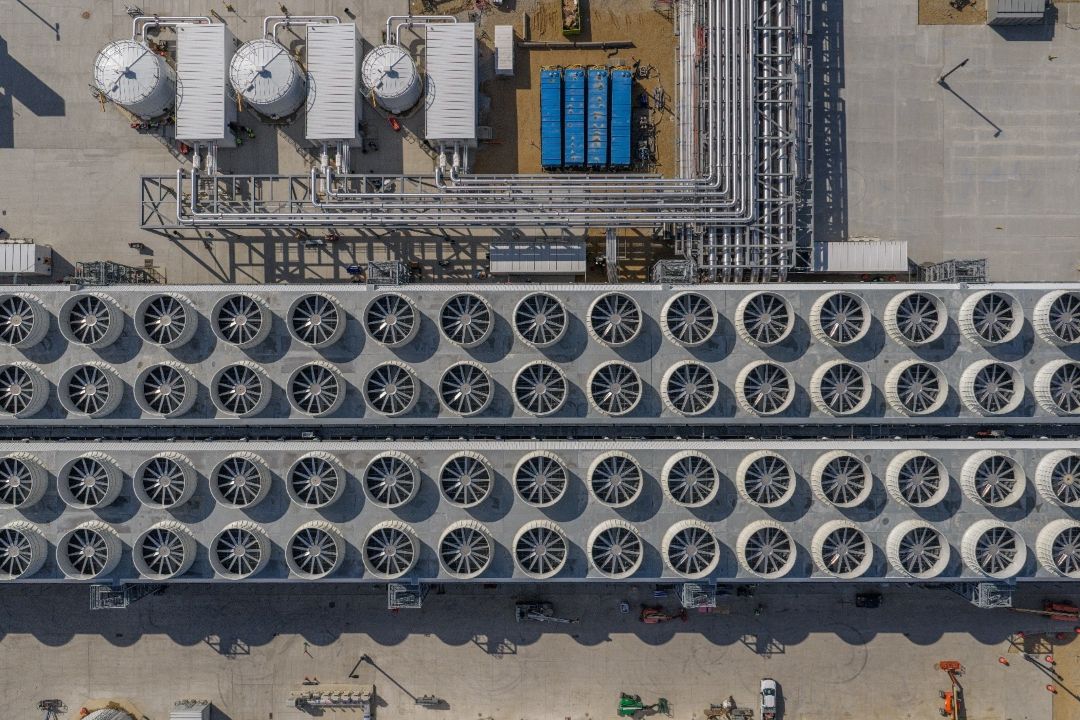 An aerial view of part of the closed loop liquid cooling system.